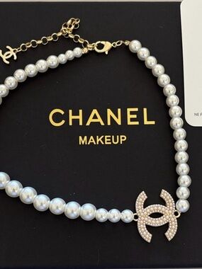 Chanel GWP VIP NECKLACE